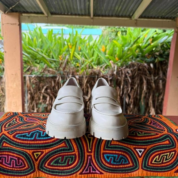 Marc Fisher LTD white chunky penny loafers, style MLLATIKA, size 5M - Picture 2 of 8